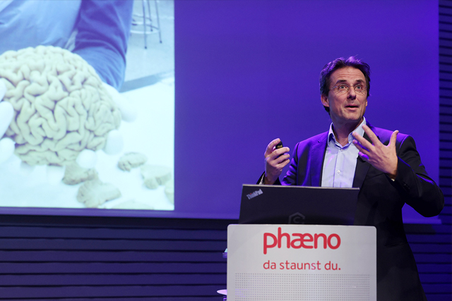 Referentenfoto des science talk im phaeno - copyright Matthias Leitzke